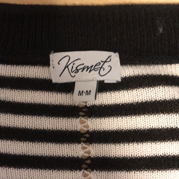 Kismet Size Medium Lightweight Sweater Tunic - Picture 6 of 7